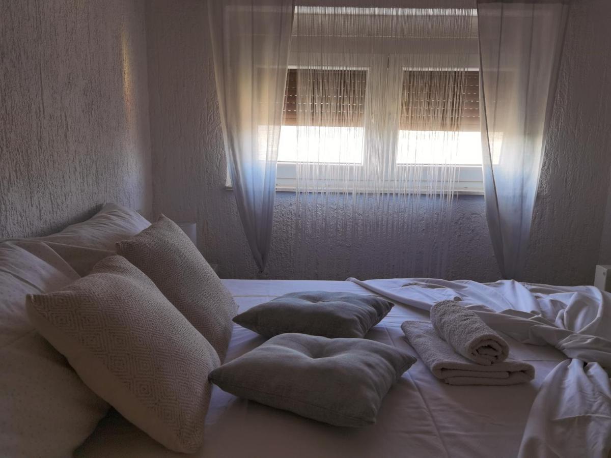 Apartments Slavica Rogoznica  Extérieur photo